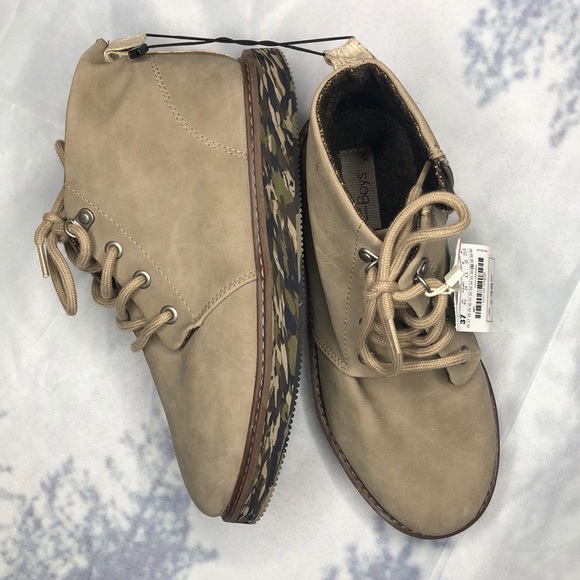 NWT Zara Boys Tan with Camo Sole Boots - Picture 1 of 8